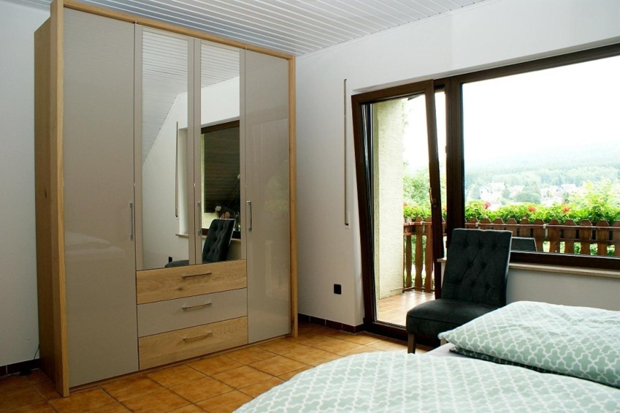 Ferienwohnung Haus Zwischen den Wäldern Allenbach Exterior foto